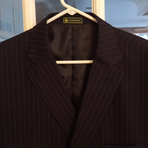 Cooper & Nelson Mens BlackPinstripe Blazer Size 48R 42W.
